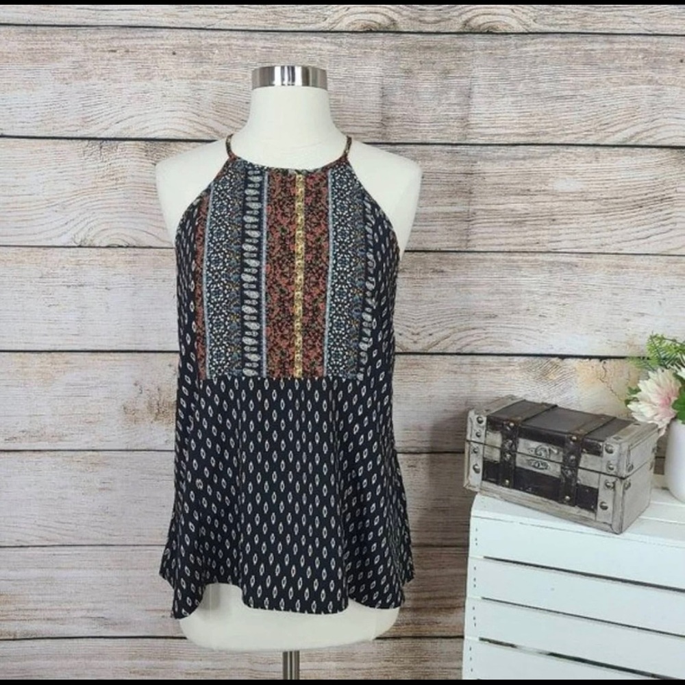 Monteau pattern sleeveless top - Picture 2 of 9